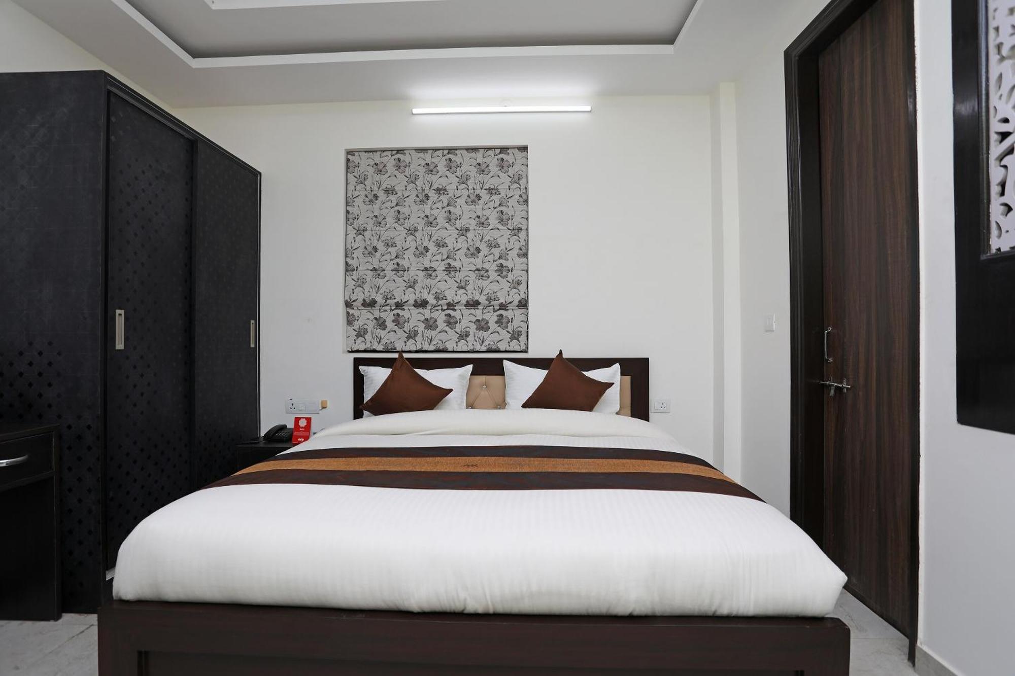 Tipsyy Inn 015 Gurgaon Zewnętrze zdjęcie